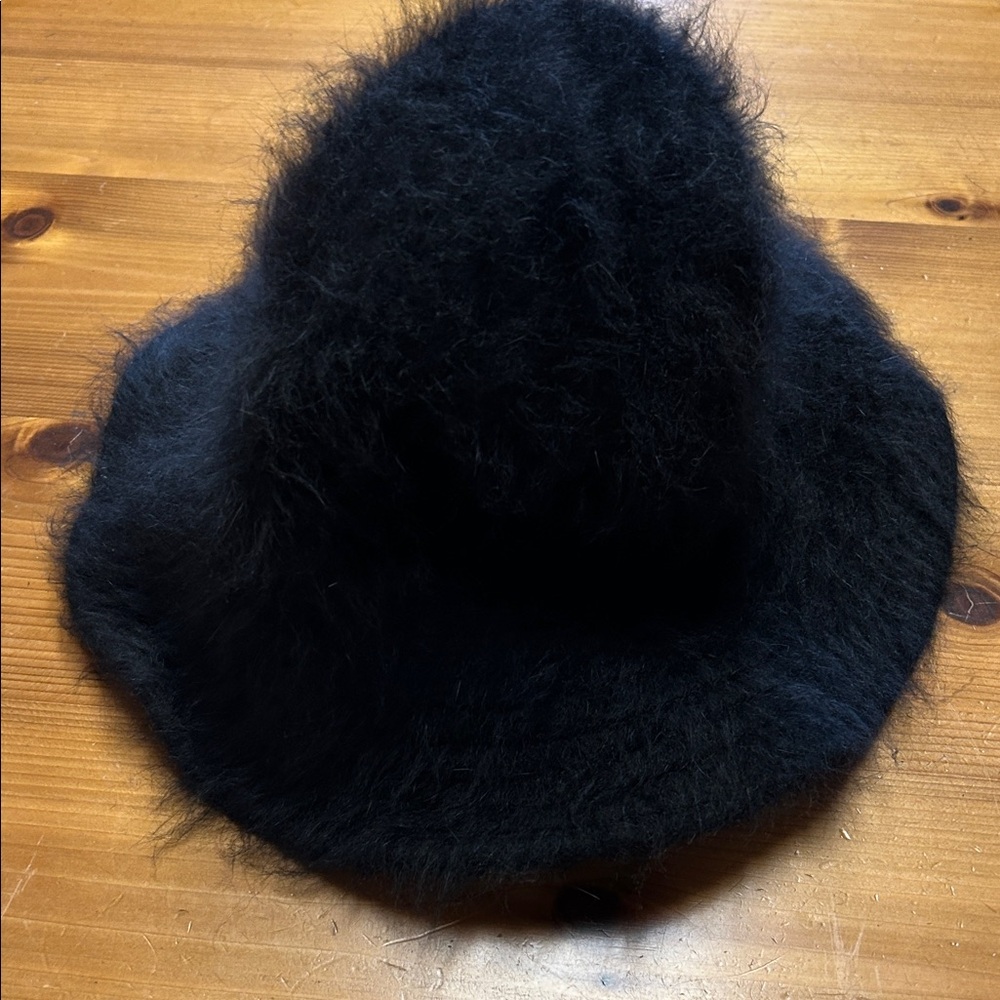 Women's Black Fuzzy Bucket Hat